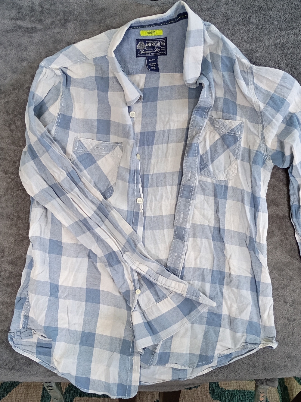 American Rag Blue & White Plaid Long-Sleeve Button-Down Shirt